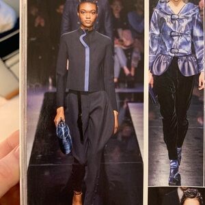 GIORGIO ARMANI cropped jacket black 38EU